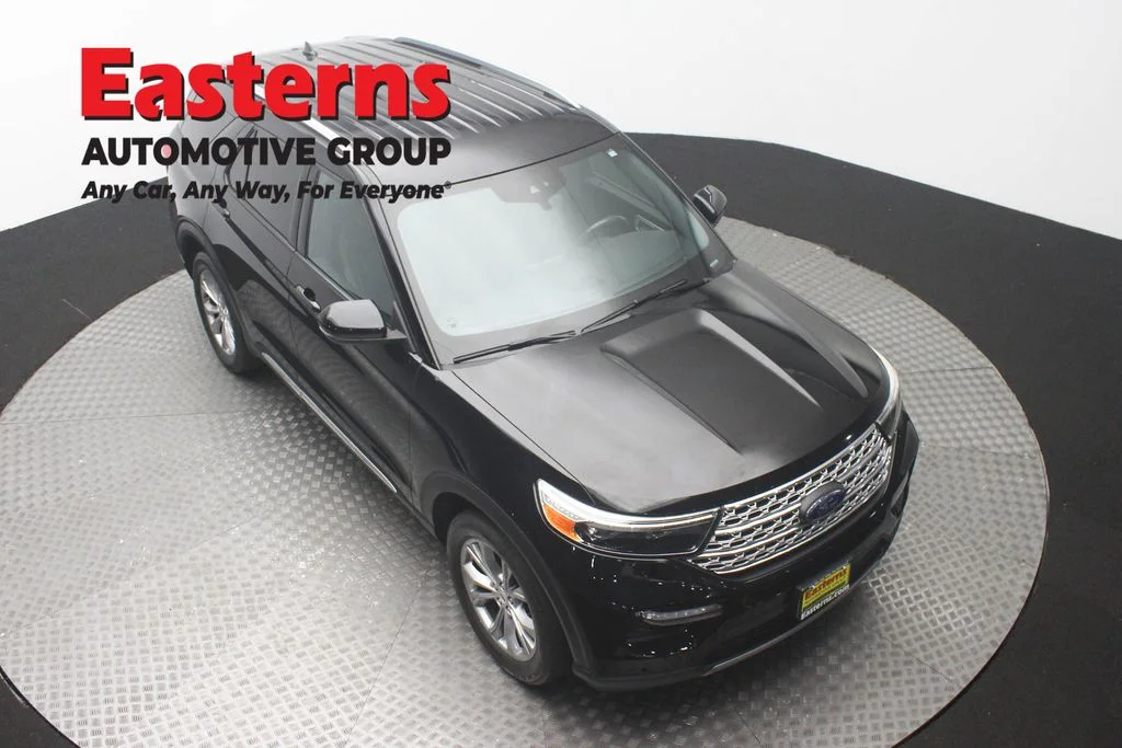 Used 2020 Black Ford Limited image 3
