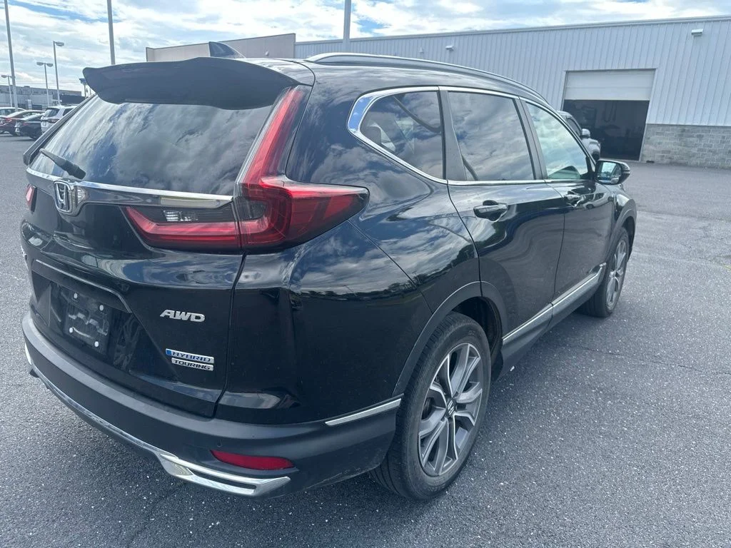 Certified Used 2021 Crystal Black Pearl Honda Touring image 3