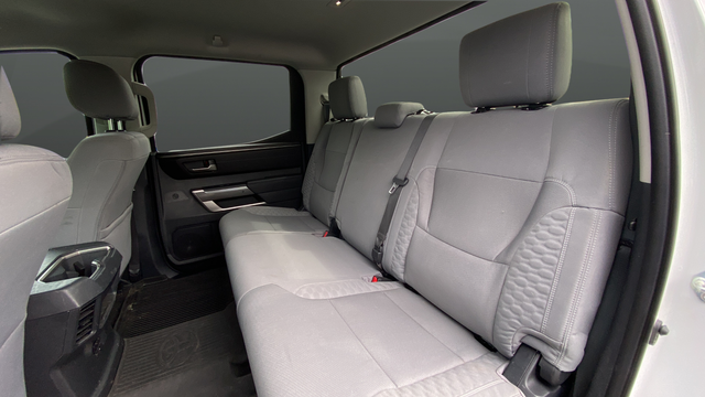 Used 2024 Ice Cap Toyota SR5 image 21