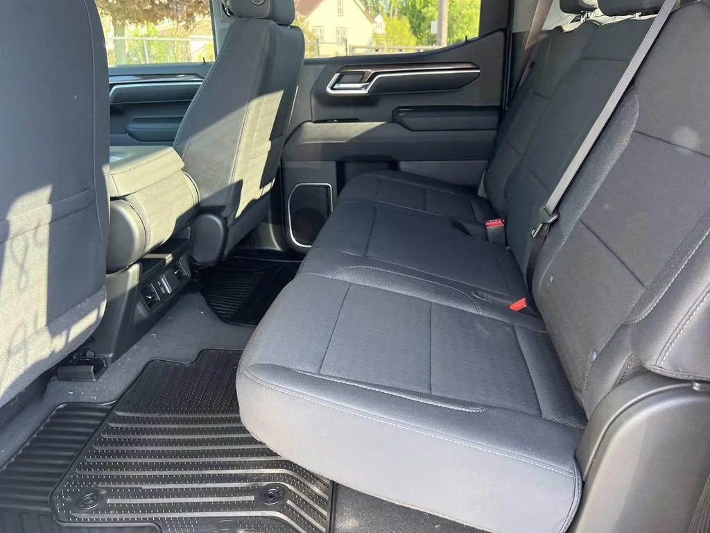 2026 Chevrolet Silverado 1500 LT - Photo 9