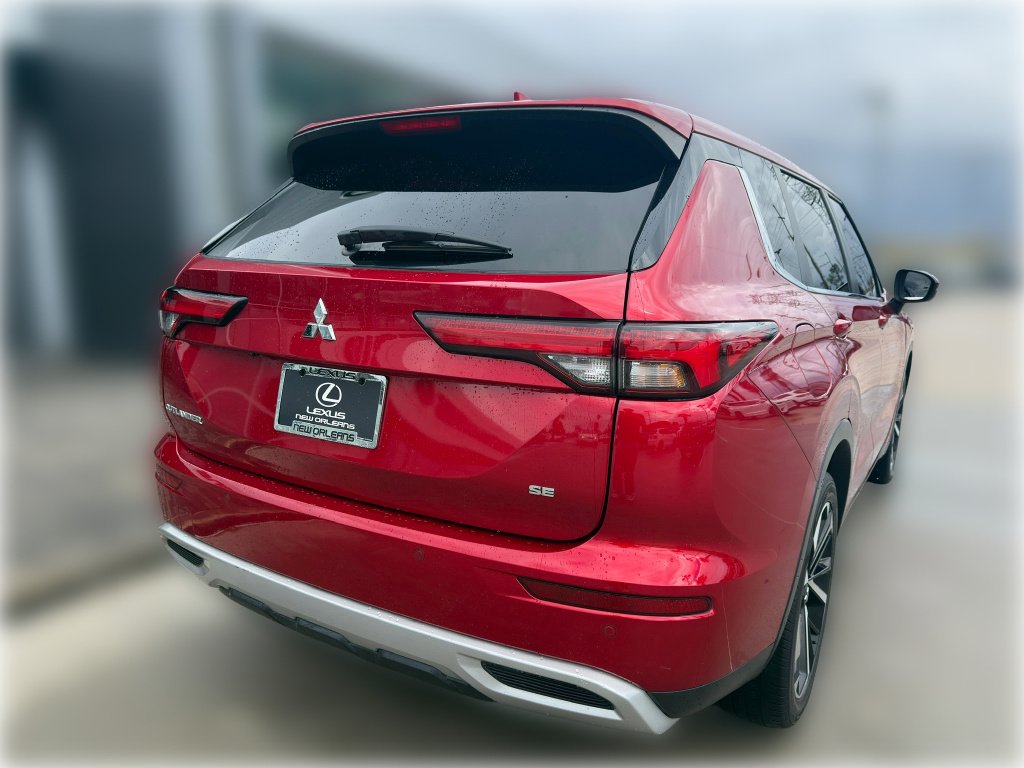Used 2022 Red Diamond Mitsubishi SE Launch Edition image 7