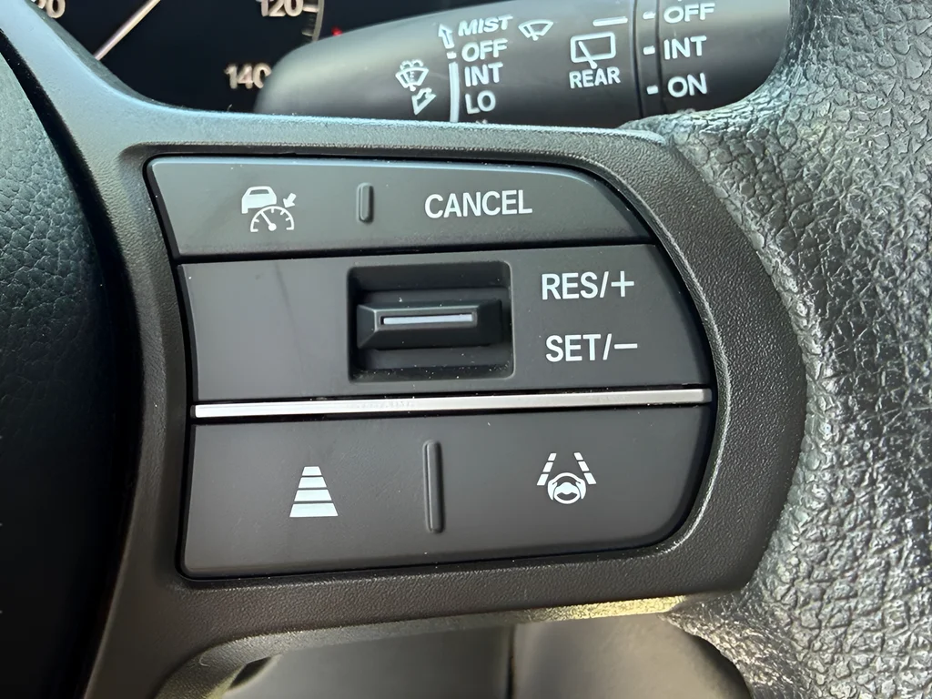 2025 Honda HR-V LX - Photo 16