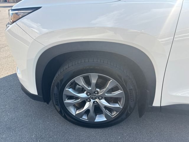 Used 2024 White Toyota Limited image 10