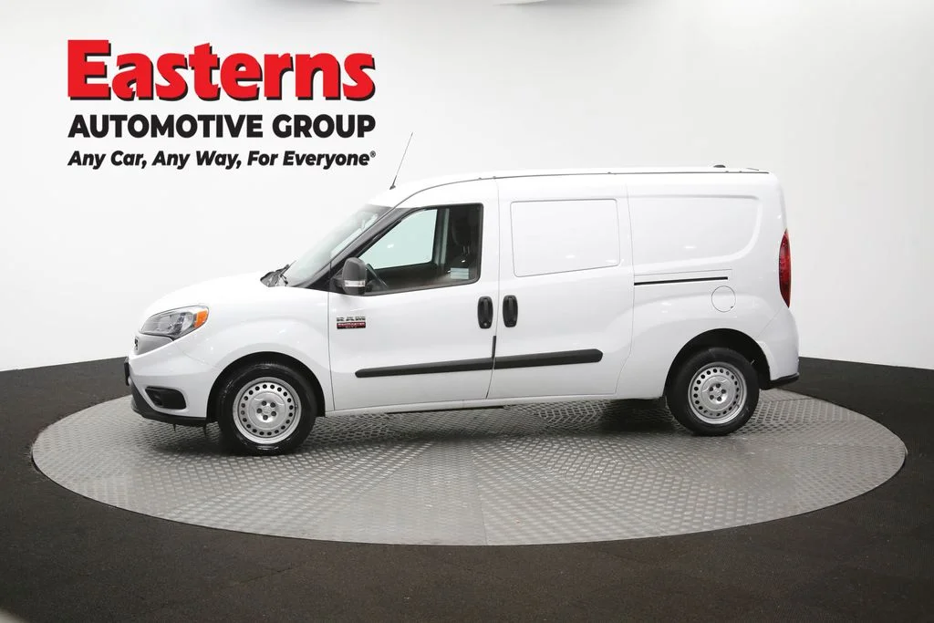 Used 2022 White Ram Base image 60