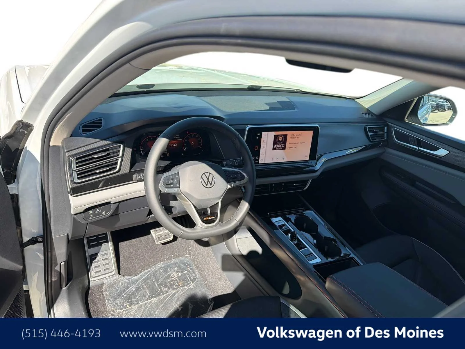 New 2026 Opal White Pearl Volkswagen 2.0T Peak Edition image 2
