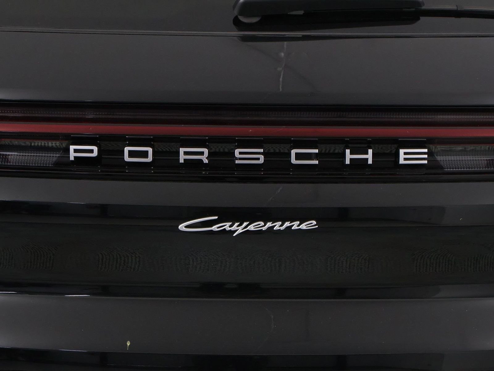 2026 Porsche Cayenne E-Hybrid - Photo 23