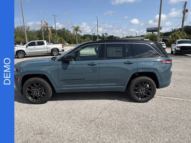 New 2026 Steel Blue Exterior Paint Jeep Summit image 7