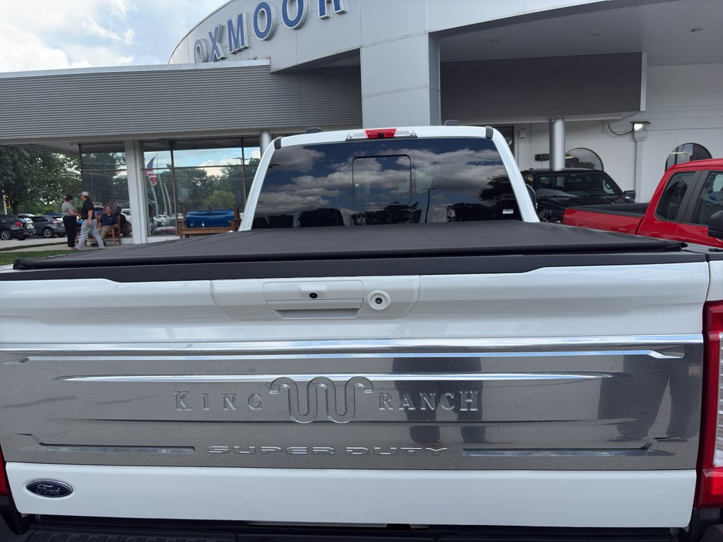 Used 2024  Ford King Ranch image 9
