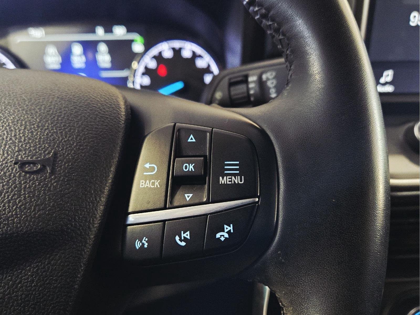 Used 2023 Atlas Blue Metallic Ford XLT image 18