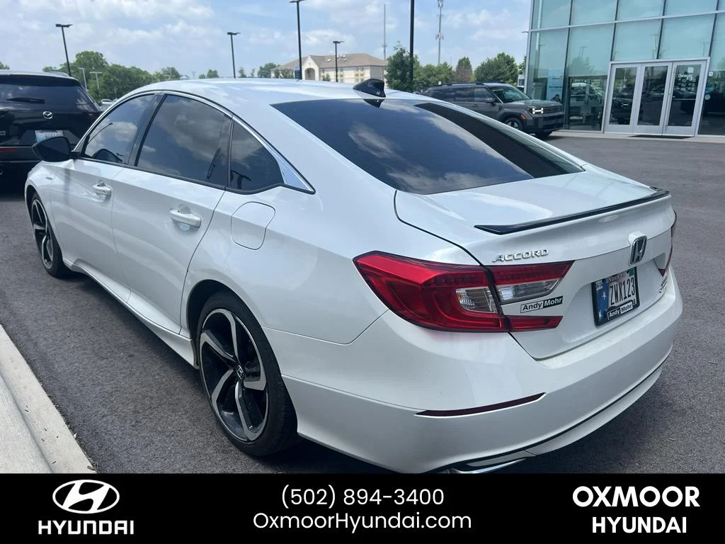 Used 2022 Platinum White Pearl Honda Sport image 14