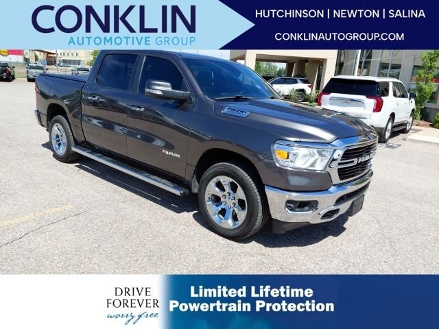 2019 RAM 1500 Big Horn/Lone Star 4x4 Crew Cab 5'7's photo