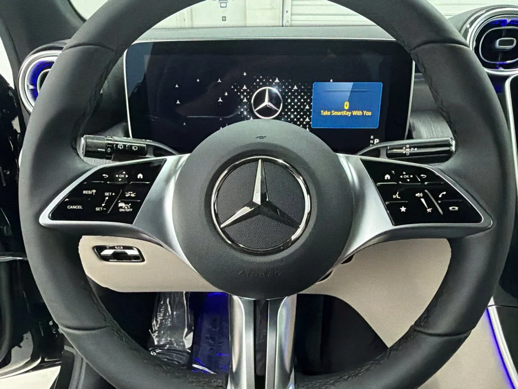 New 2027 Black Mercedes-Benz GLC 300 image 18