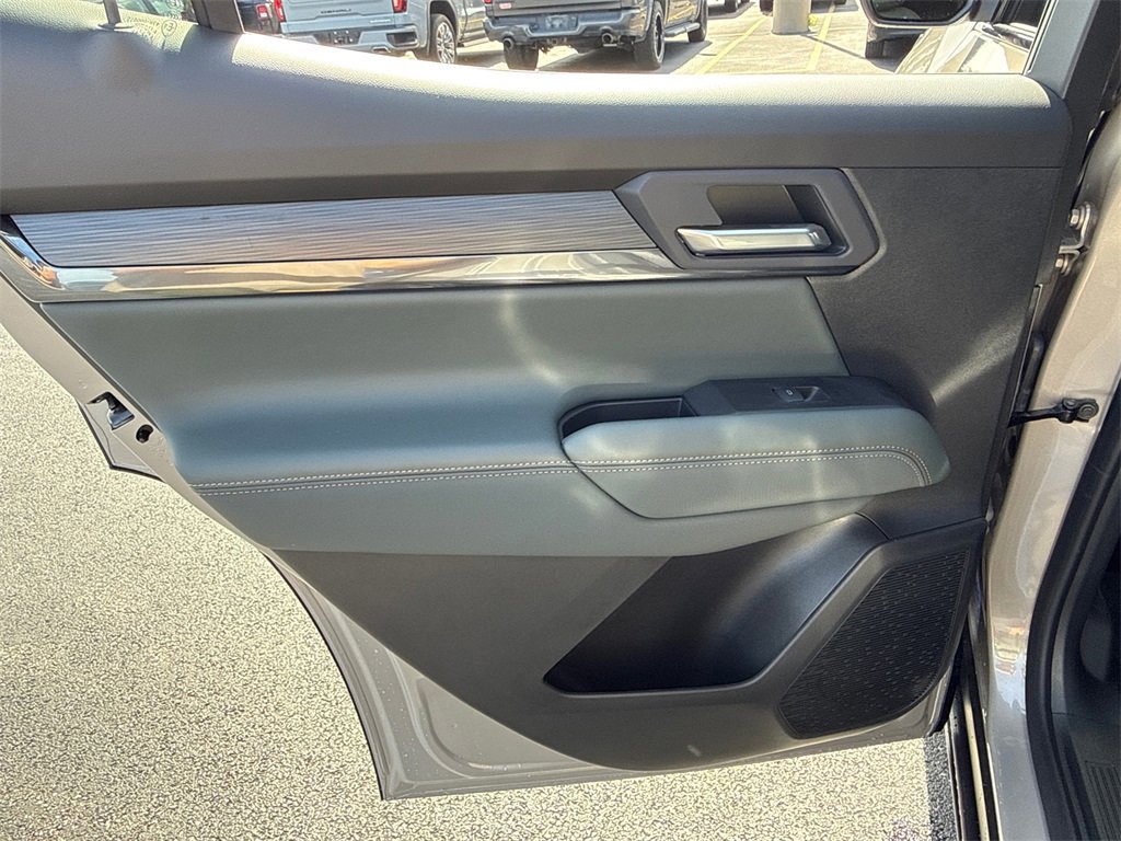 2026 GMC TERRAIN - Image 28