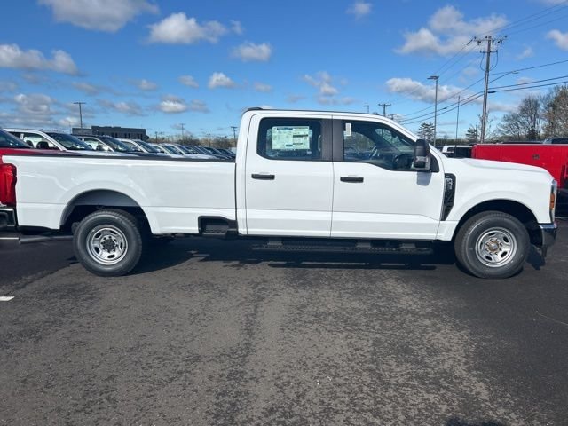 New 2026 Oxford White Ford F-250® XL image 9
