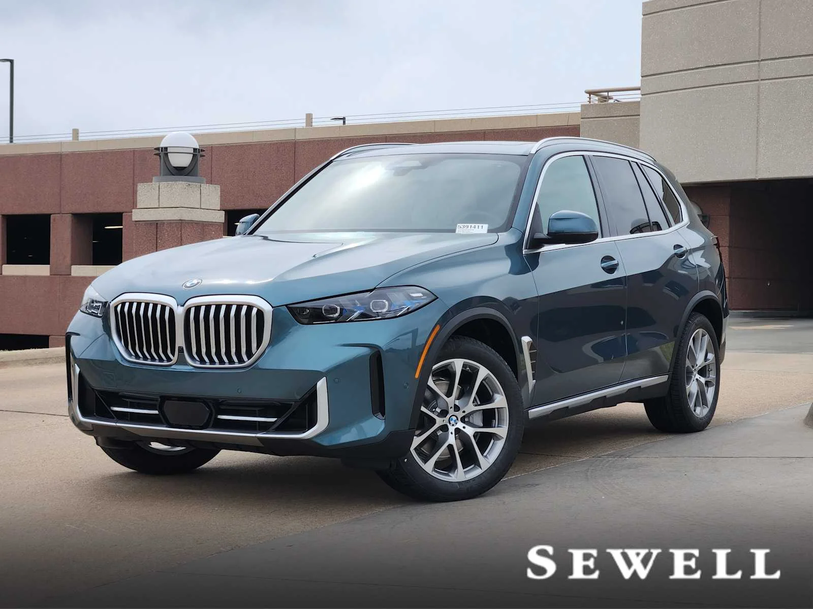 2026 BMW X5 sDrive40i's photo