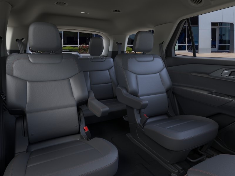 New 2026 Star White Metallic Tri-Coat Ford Active image 11
