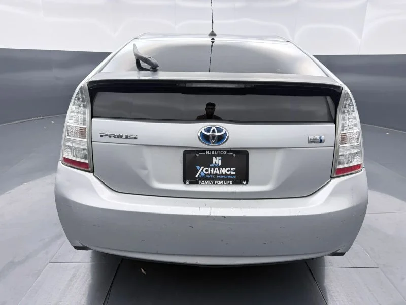 Used 2011 Silver Toyota Two Hatchback 4D image 6