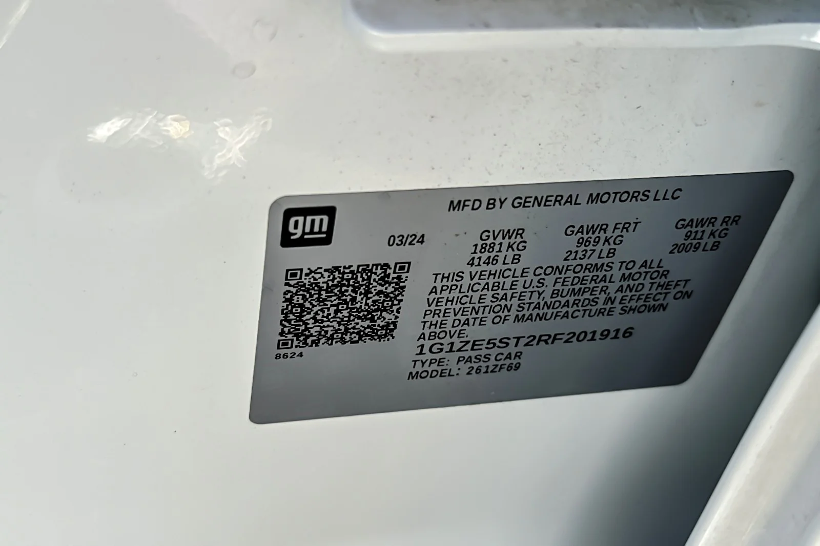 Used 2024 Summit White Chevrolet LT image 26