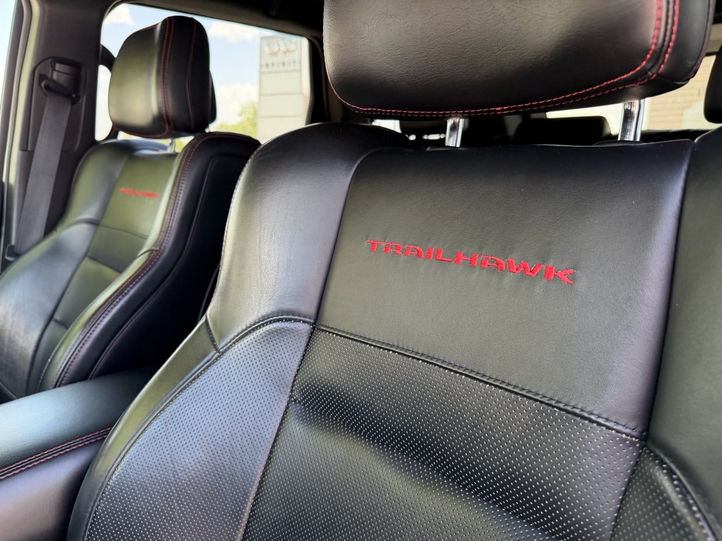 Used 2019 Slate Blue Pearlcoat Jeep Trailhawk image 26