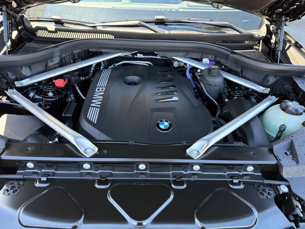 New 2026 Black BMW xDrive40i image 13