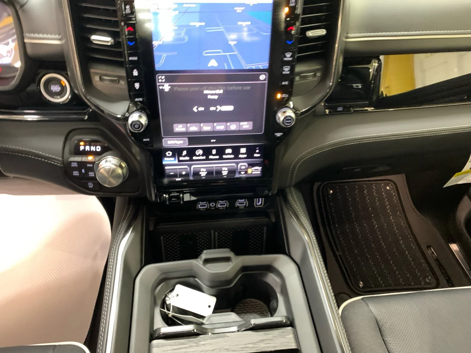 New 2026 Diamond Black Crystal Pearl Ram Limited image 15