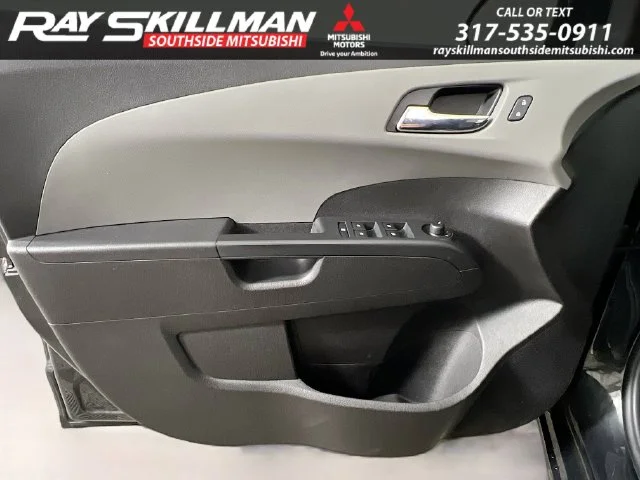 2015 Chevrolet Sonic LTZ - Photo 28