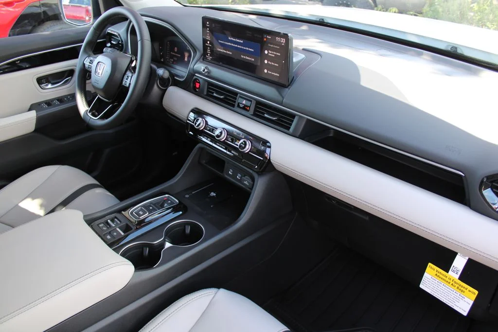 New 2026 Platinum White Pearl Honda AWD EX-L image 19