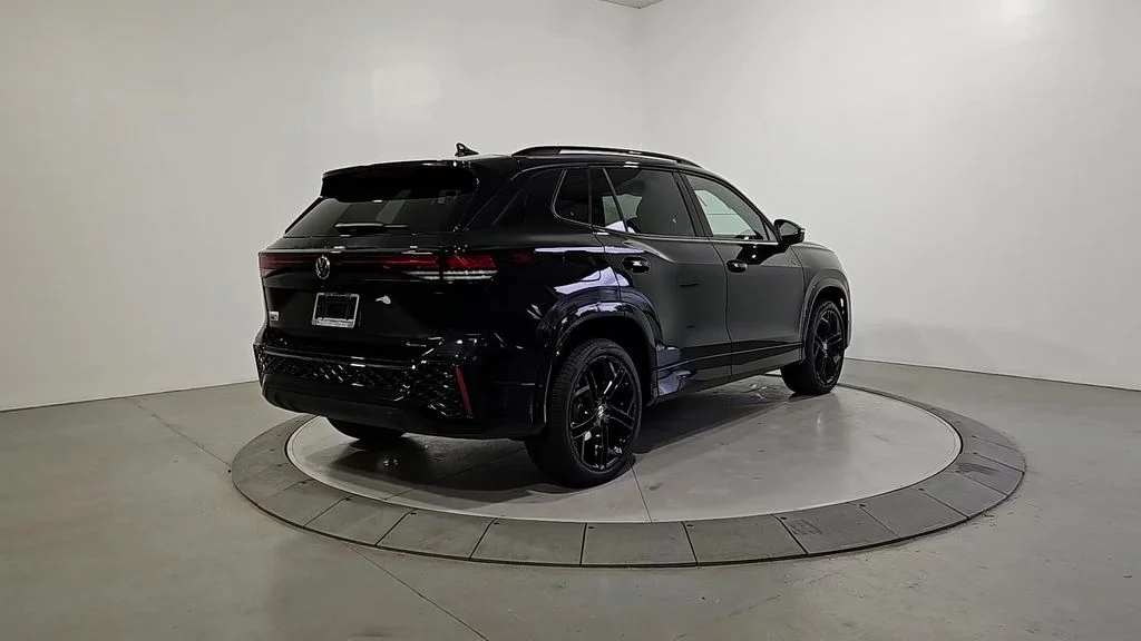 New 2026 Black Volkswagen 2.0T SE R-Line Black image 5