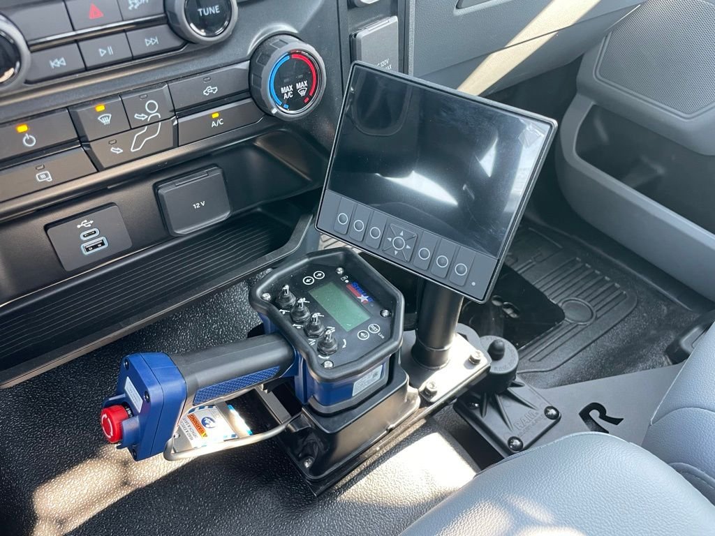 2025 Ford F-550 Super Duty Chassis Cab XL - Photo 57