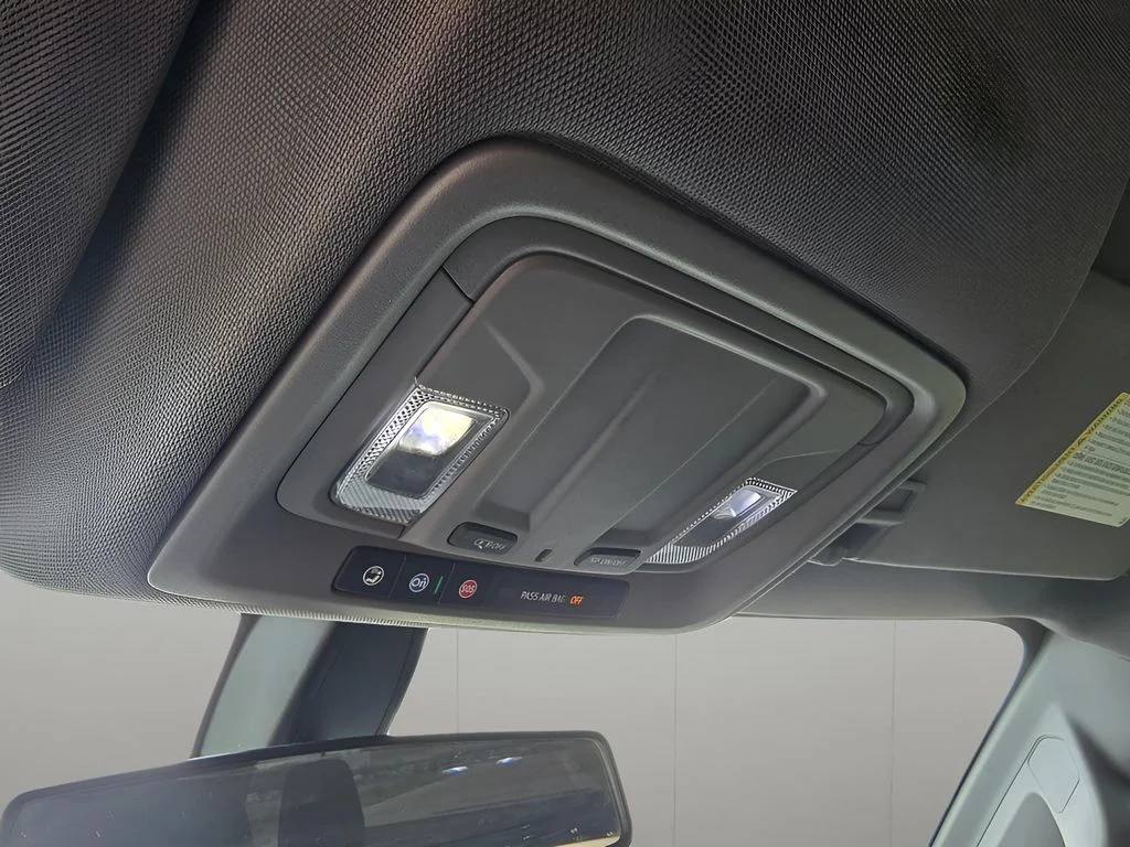 Used 2020 Shadow Gray Metallic Chevrolet LT image 17