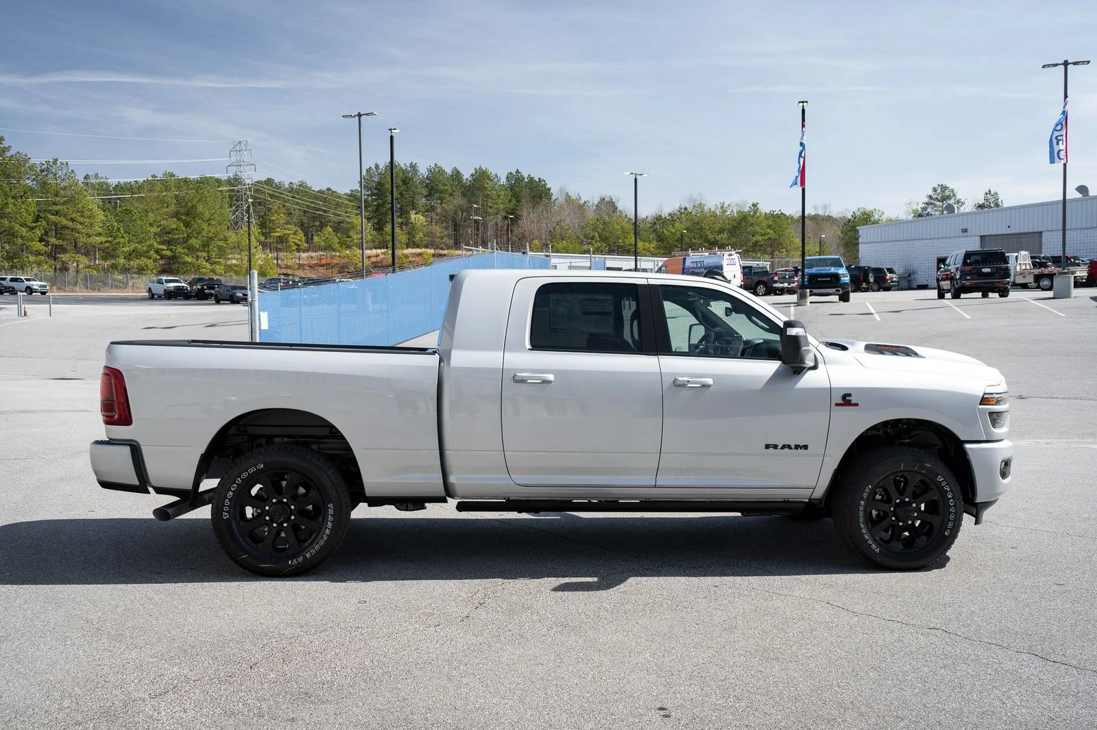New 2026 Silver-Zynith Exterior Paint RAM Laramie image 11