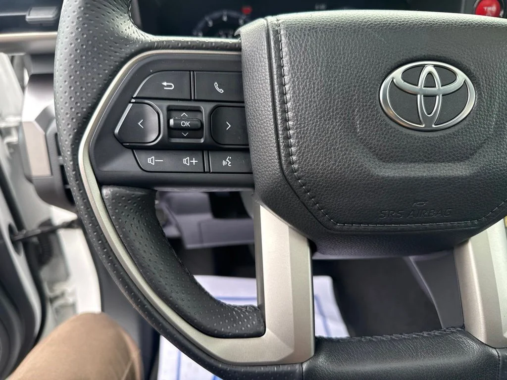 Certified Used 2025 Ice Toyota TRD Off Road Premium image 19