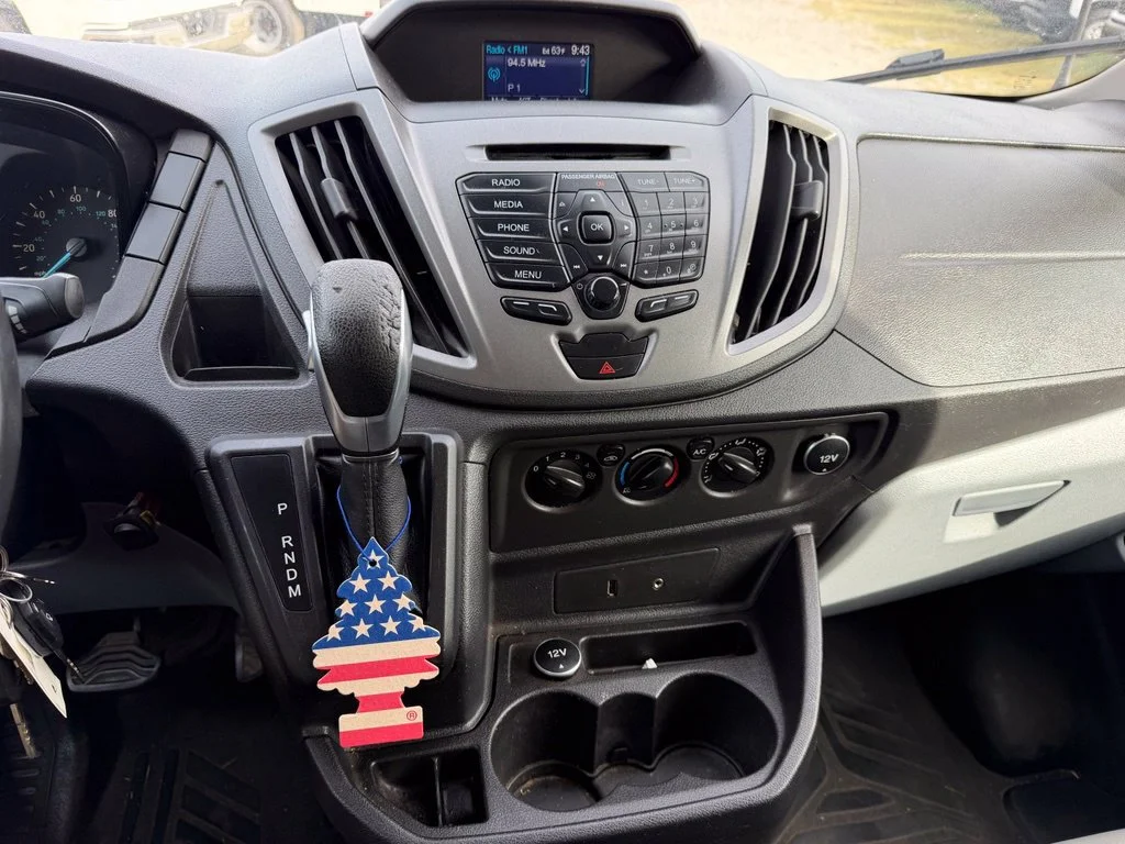 Used 2015 Red Ford Base image 24