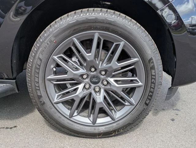 New 2026 Agate Black Metallic Ford MAX Platinum® image 11
