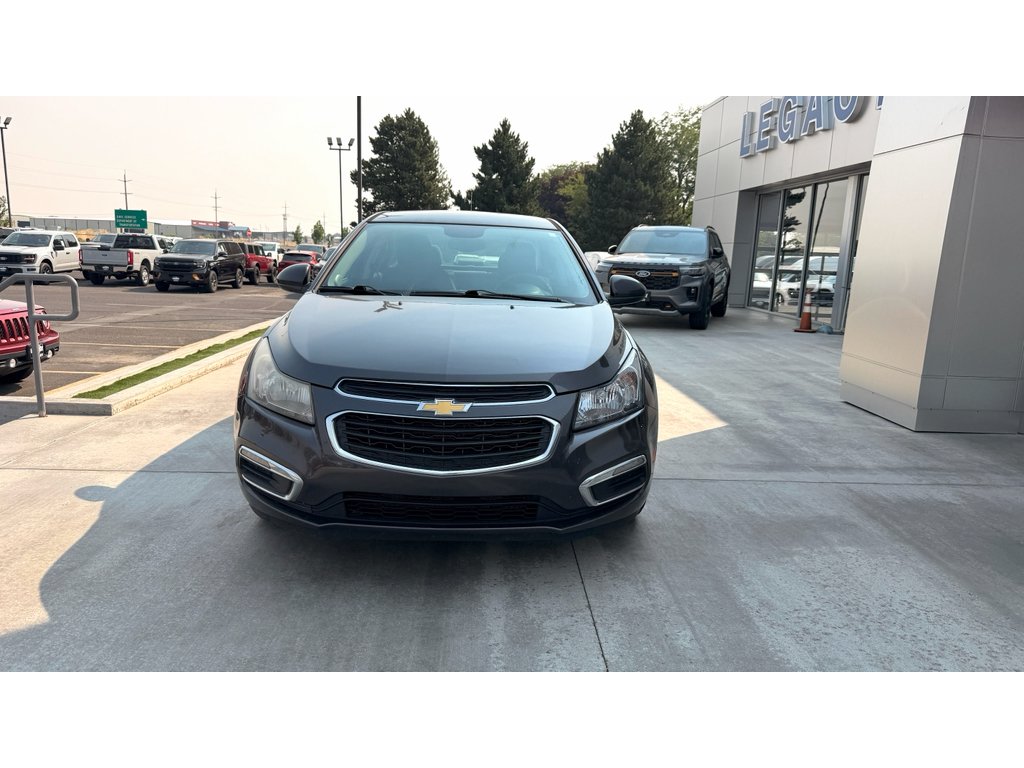 Used 2015 Gray Chevrolet LT image 4