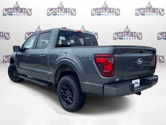 New 2026 Gray Ford XLT image 4
