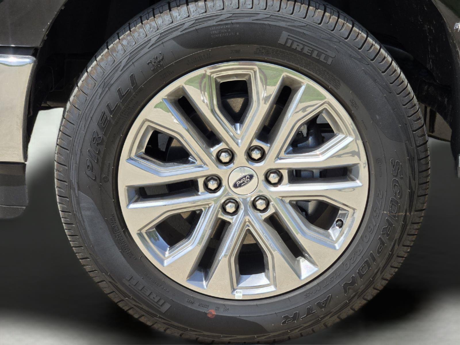 New 2026 Agate Black Metallic Ford XLT image 7