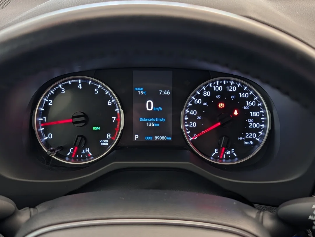 Certified Used 2019  Toyota XLE - - AWD - Leather - Sunroof - Power Liftgate - CarPlay - Safety Sense 2.0 & More! image 19