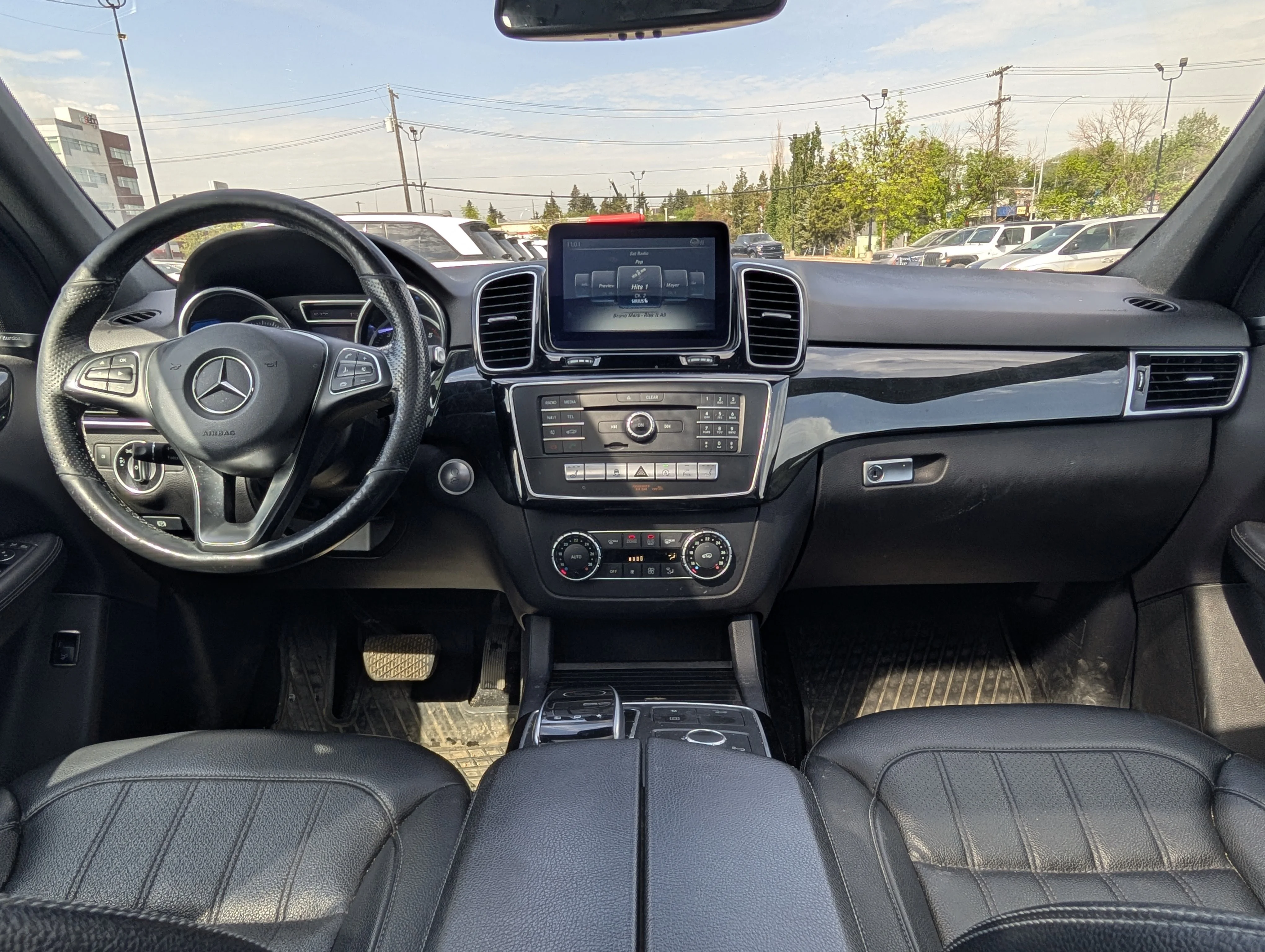 Used 2016 Black Mercedes-Benz GLE 350d image 24