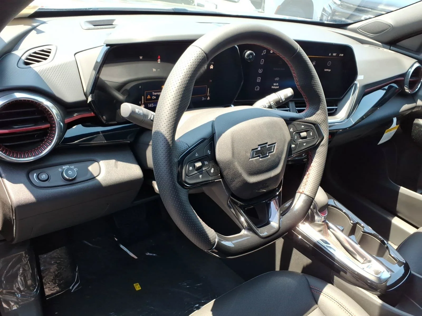 2026 Chevrolet Trax RS - Photo 6