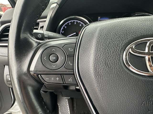 Used 2020 Silver Toyota SE image 25