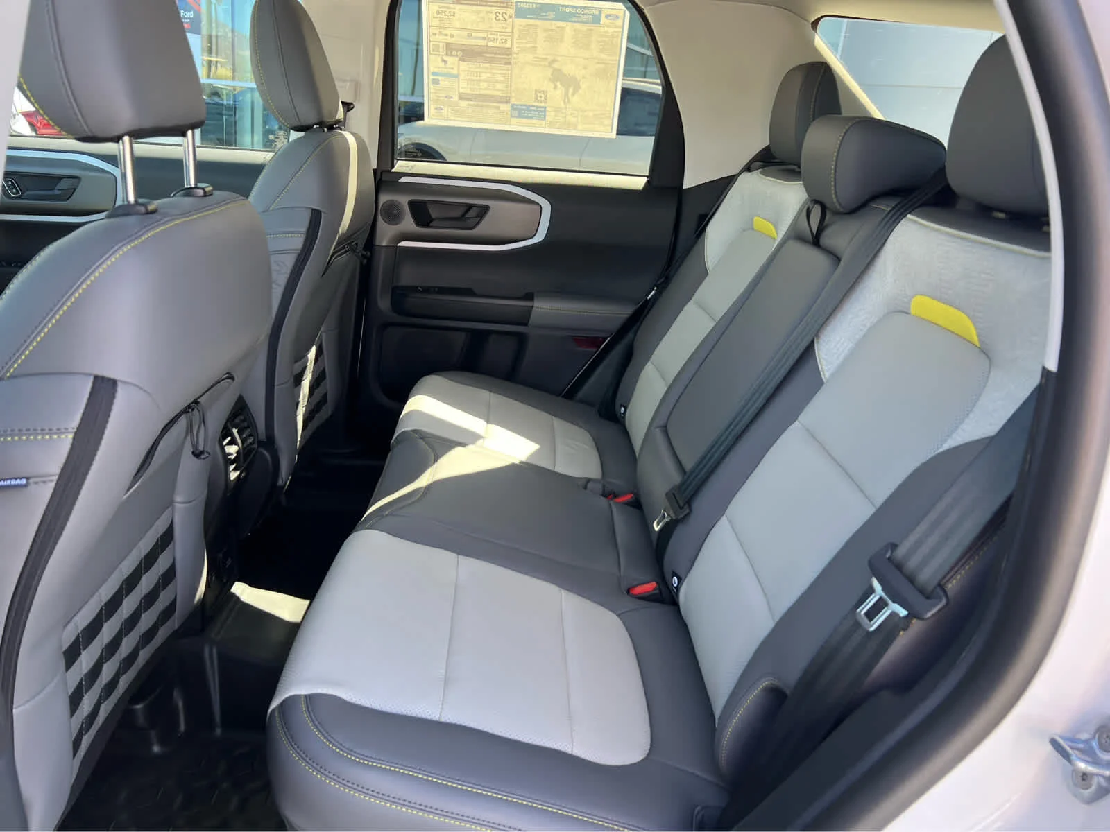 New 2026 Oxford White Ford Badlands® image 23