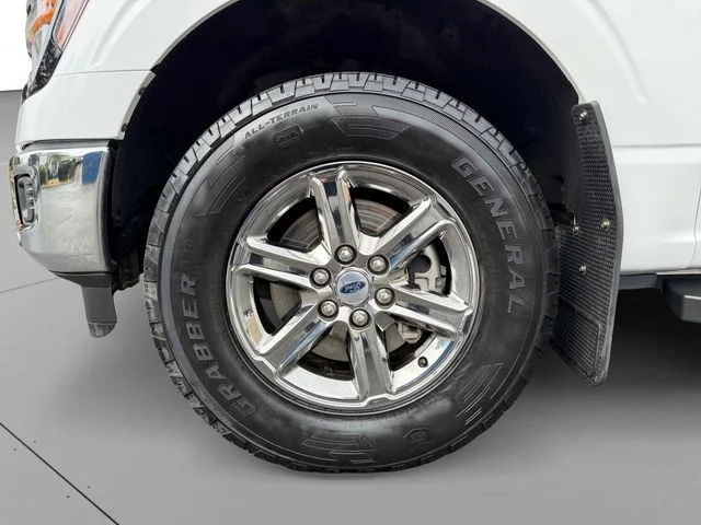 Certified Used 2024 Oxford White Ford XLT image 9