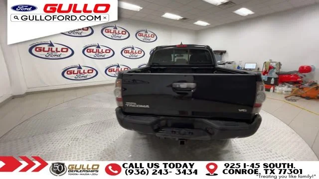 Used 2014 Black Toyota Base image 7