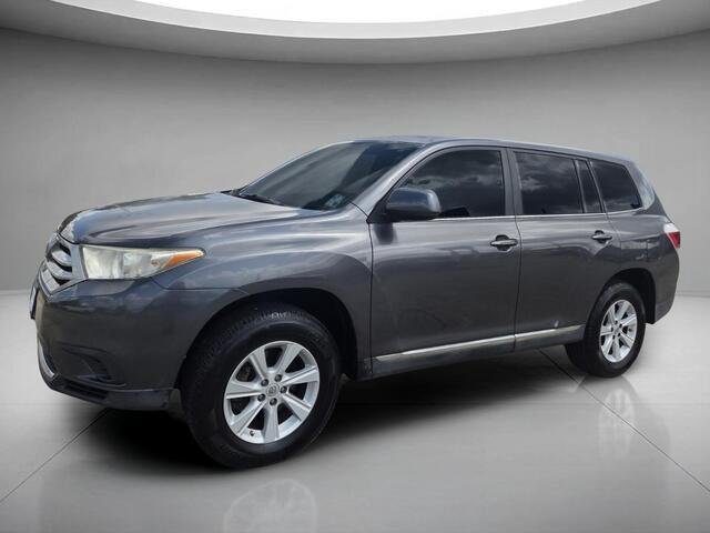 2013 Toyota Highlander Base