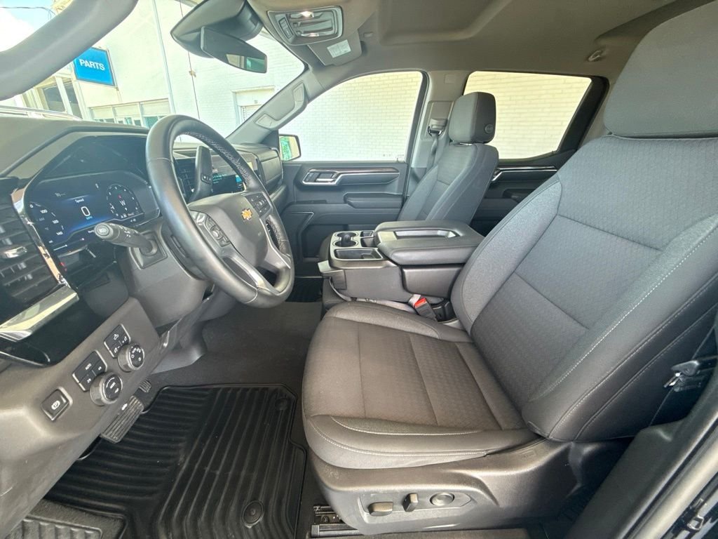 Used 2024 Black Chevrolet LT image 30