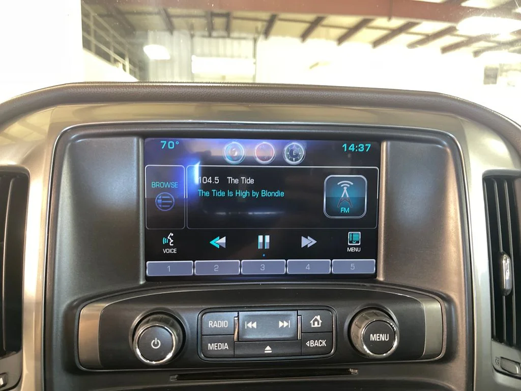 Used 2015 Red Chevrolet LTZ image 22