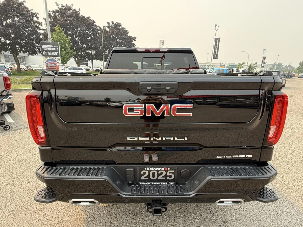 Used 2025 Black GMC Denali image 5
