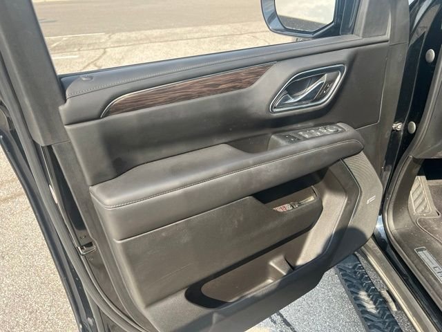 Used 2021 Black Chevrolet Z71 image 10