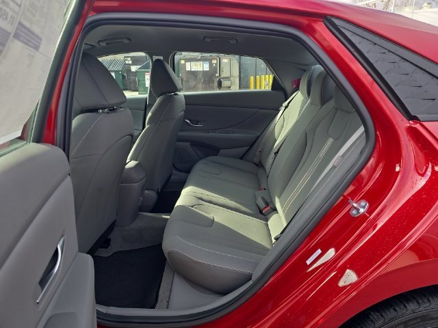Used 2026 Red Hyundai SEL Sport image 21